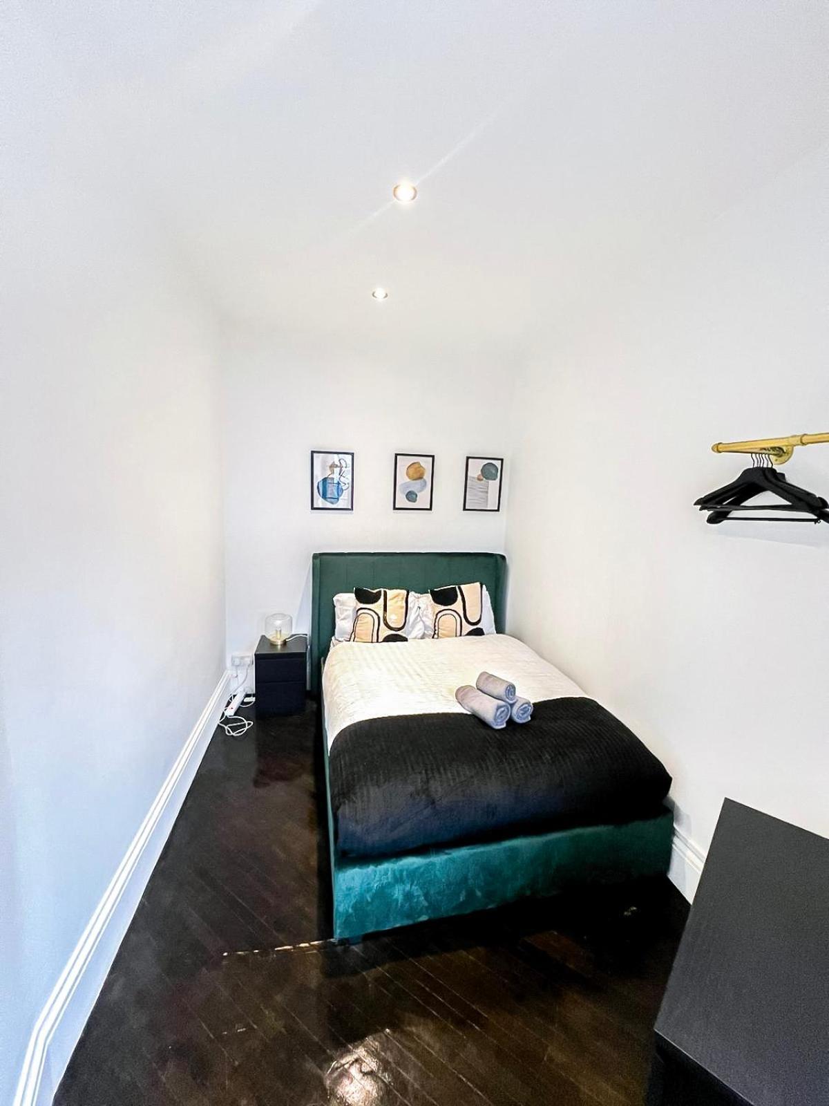 1-Bedroom Apartments In Shoreditch, Old Street, Hoxton London Kültér fotó