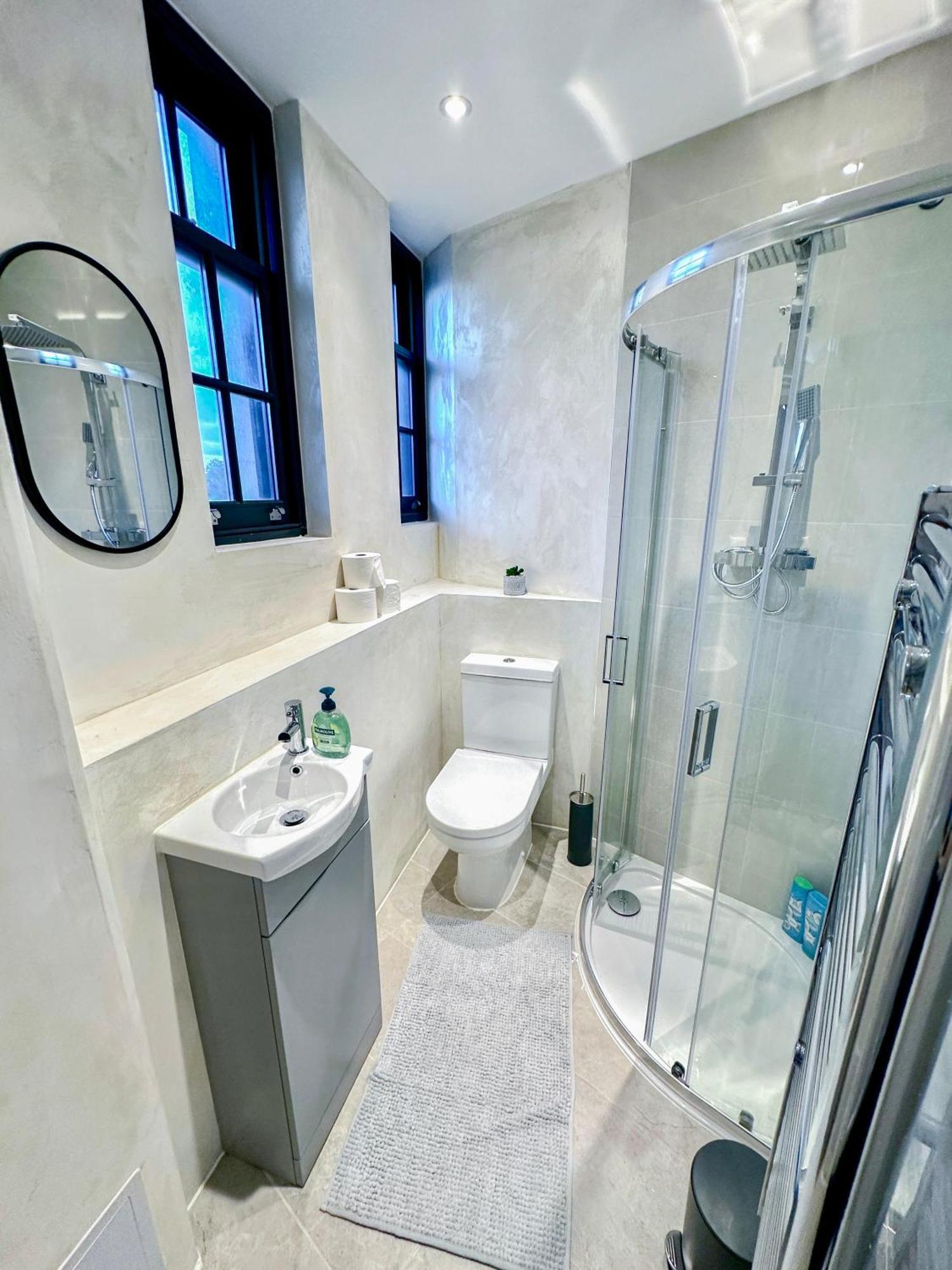 1-Bedroom Apartments In Shoreditch, Old Street, Hoxton London Kültér fotó